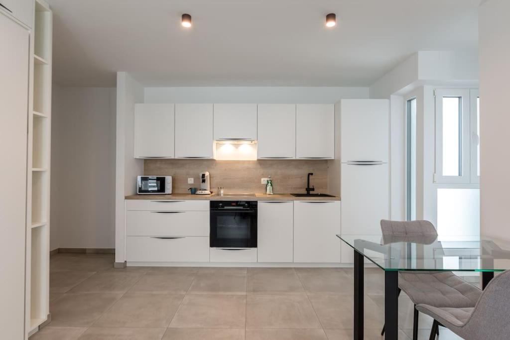 Superbe Appartement Avec Parking Malmedy Exterior foto